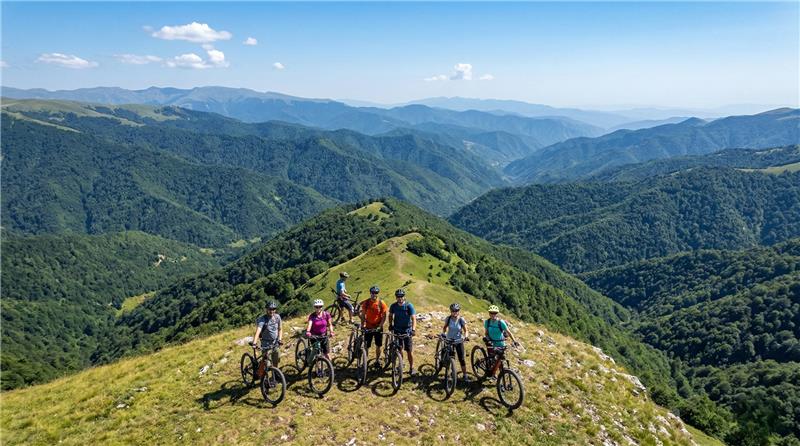 ARMENIA PEAK TO PEAK TRIO CHALLENGE